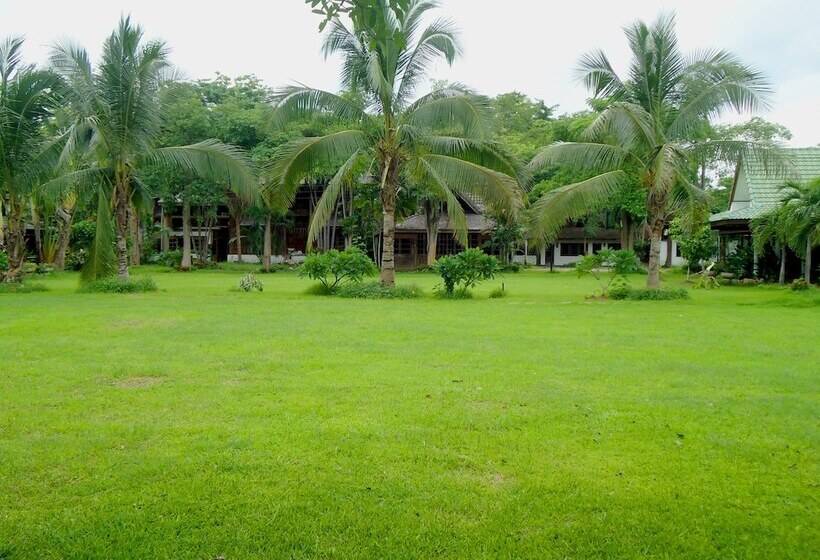 호텔 Saksuay Klangdoi Resort