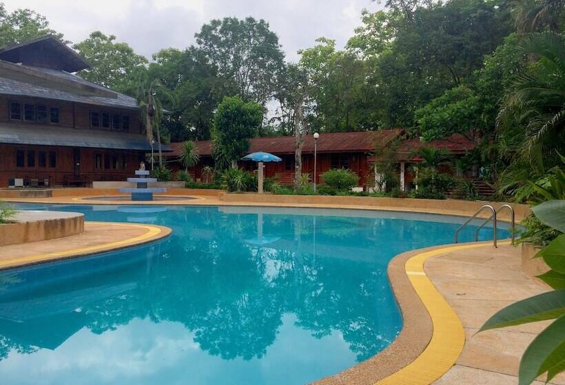 호텔 Saksuay Klangdoi Resort