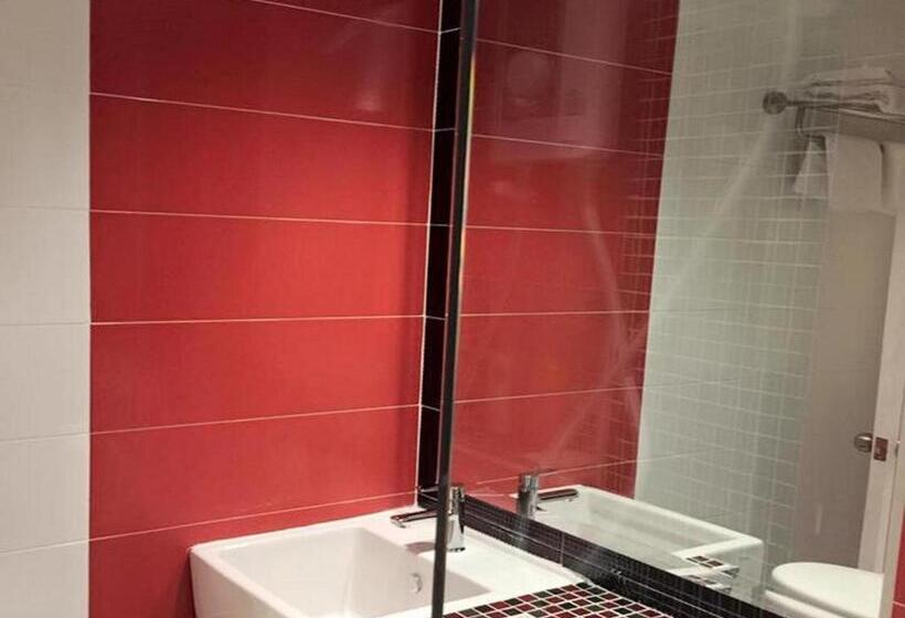 ホテル Samranchaykhong