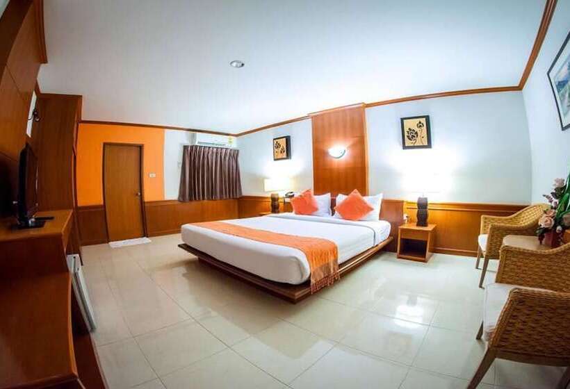 Hotelli โรงแรมสยามบูทีค บุรีรัมย์