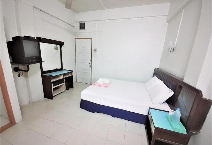 Отель Singapore