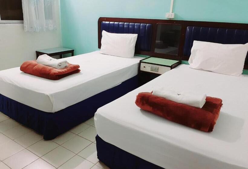 Отель Singapore