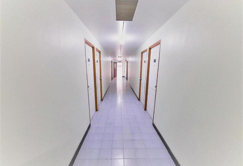 Отель Singapore