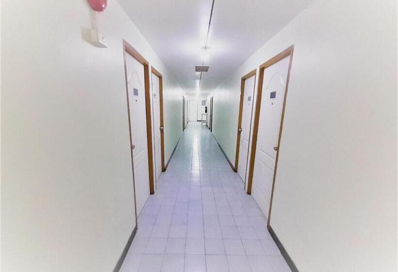 Отель Singapore