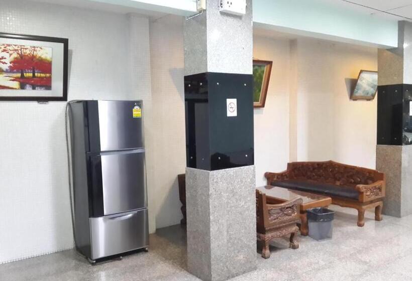 Отель Singapore