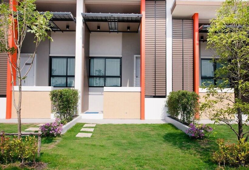 בית מלון כפרי Smile Resort