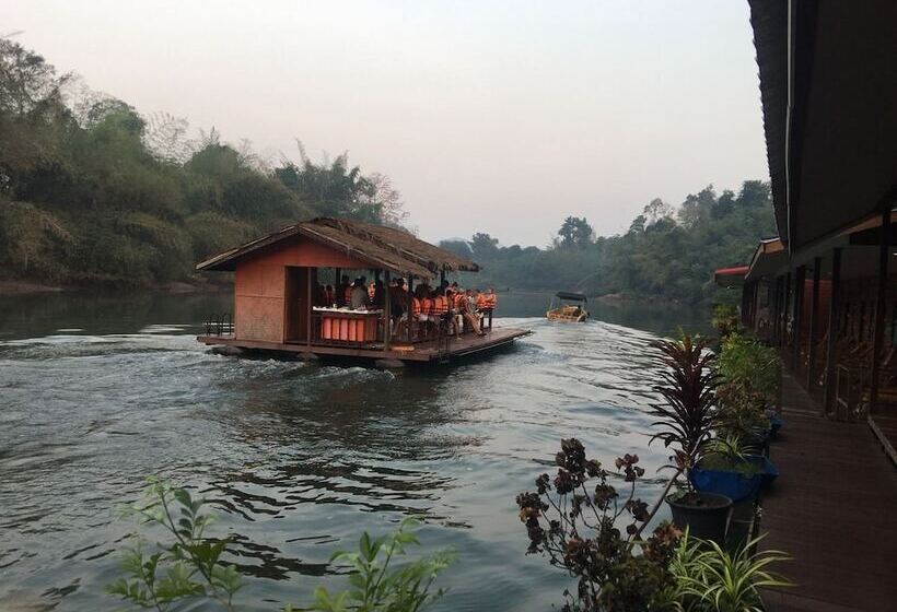 호텔 Star Hill River Kwai Resort