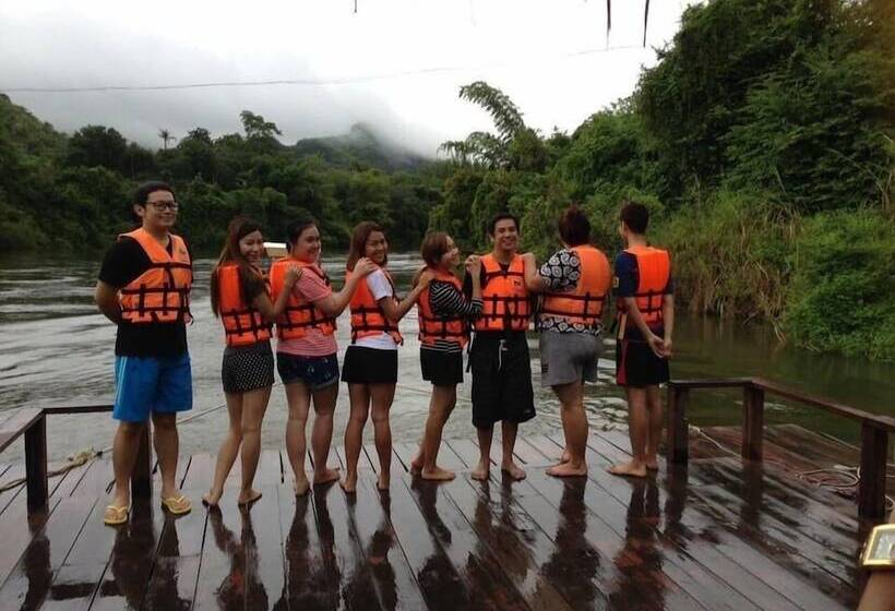 호텔 Star Hill River Kwai Resort