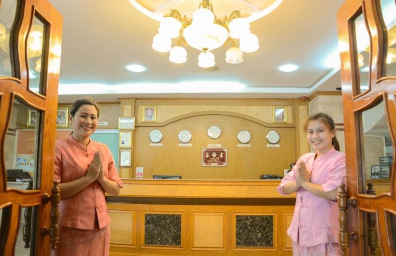 호텔 Submukda Phoomplace