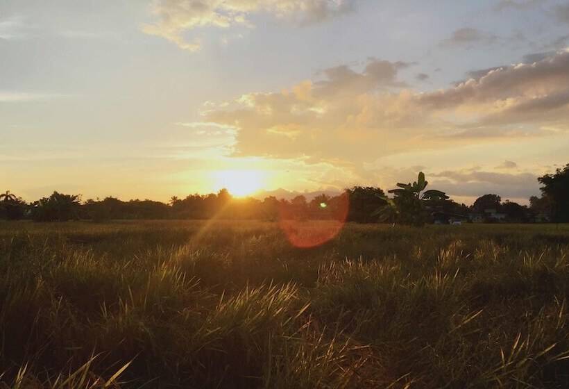 Отель Suwannatara Resort