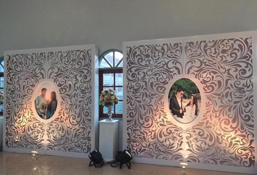 ホテル Tangerine Ville