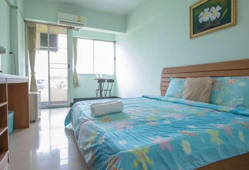 ホテル The Garden Place Bangkok