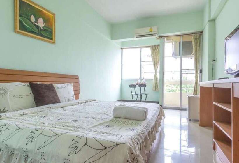 ホテル The Garden Place Bangkok