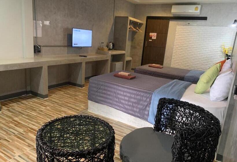 Hotel The Loft @chiangrai