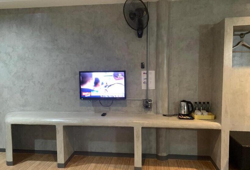 Hotel The Loft @chiangrai