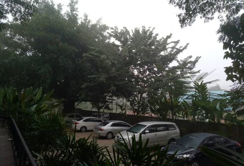 호텔 The Point Villa Mae Hong Son