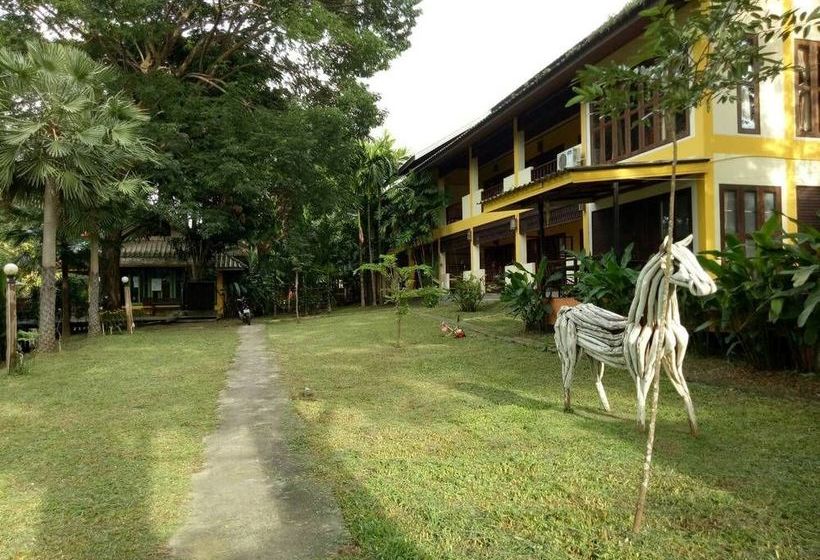 호텔 The Point Villa Mae Hong Son