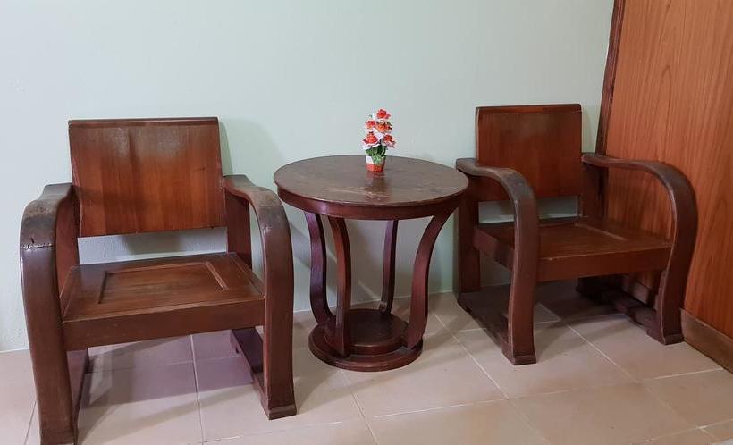 فندق The River Guest House