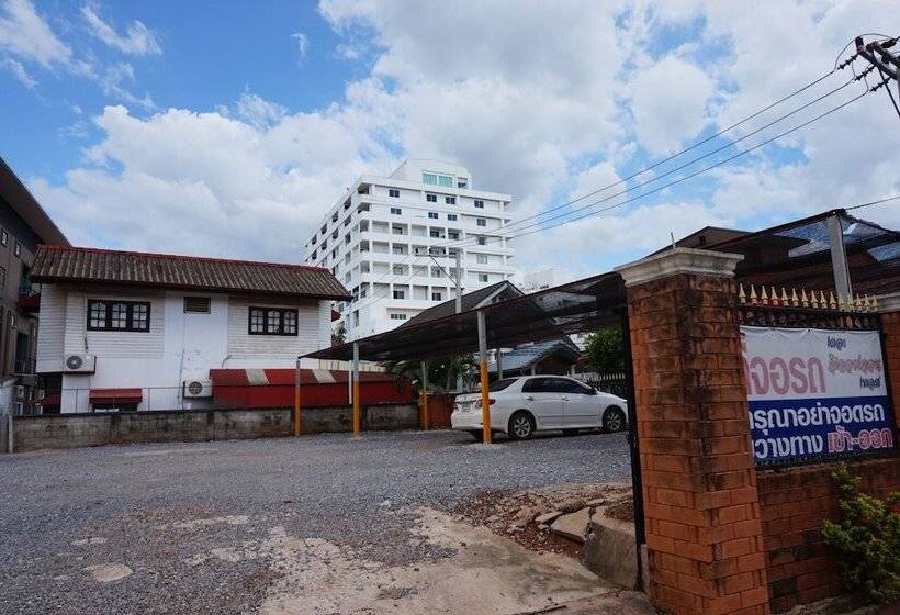 酒店 The Riverfront Place