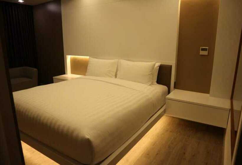 호텔 The Zense Boutique