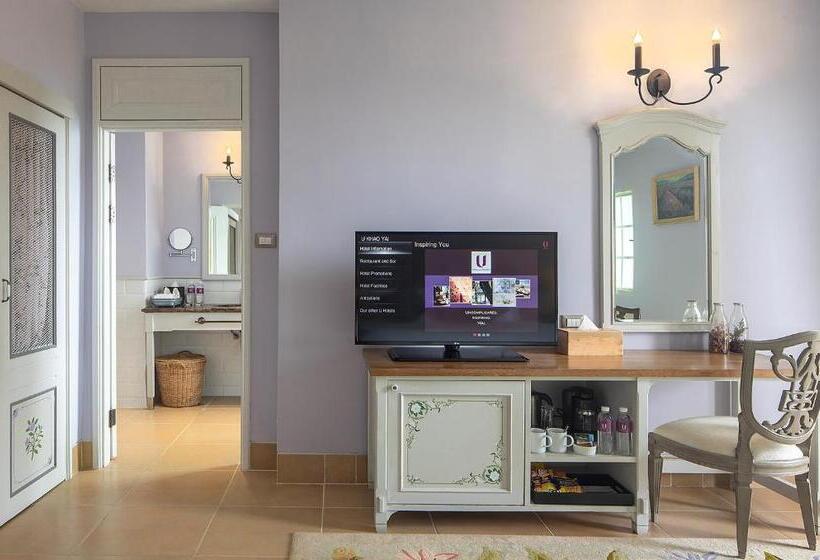 בית מלון כפרי U Khao Yai