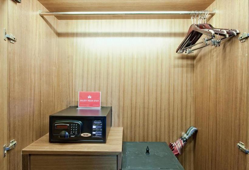 ホテル Zen Premium Chalong Phuket