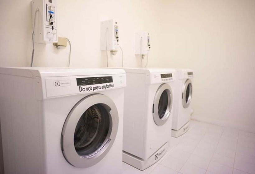 Mad Monkey Chiang Mai Hostel