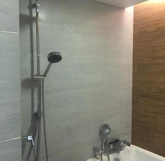 Madera Residence Sriracha