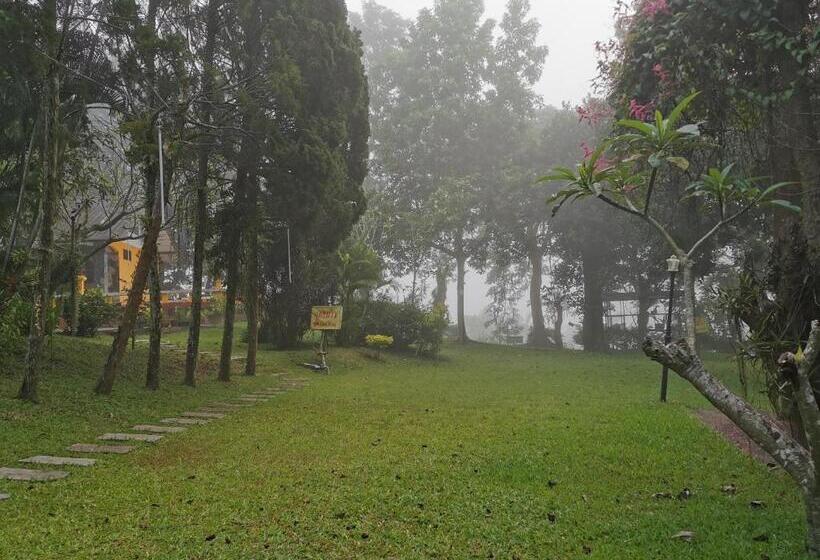 Mon Kiang Dao Resort