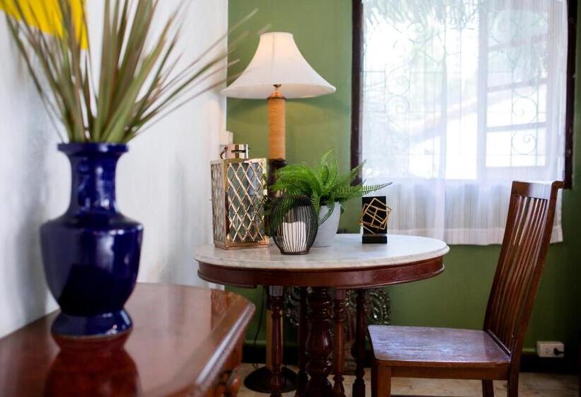 Natural Park Resort Pattaya