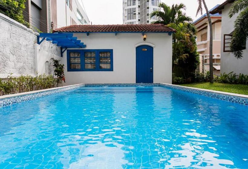 Natural Park Resort Pattaya