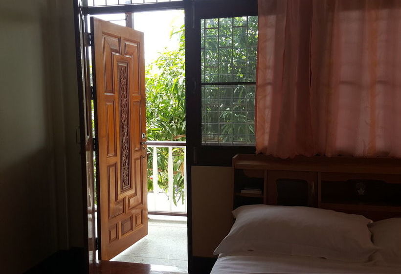 بنسيون Emmanuel Guesthouse