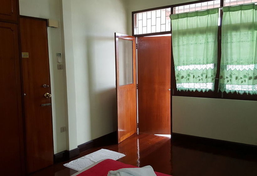 بنسيون Emmanuel Guesthouse