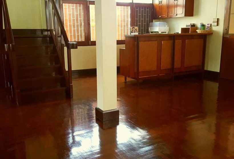 بنسيون Emmanuel Guesthouse