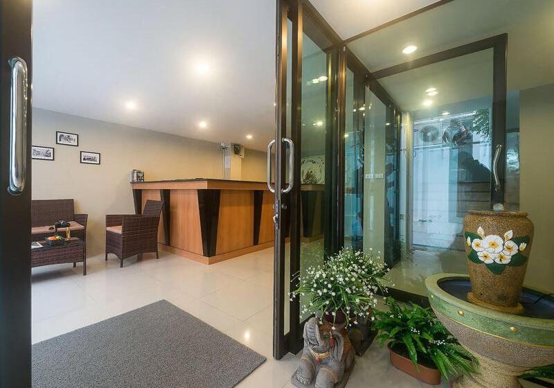 펜션 Green Leaf Hostel