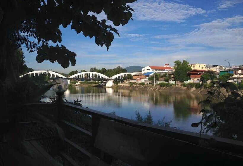 펜션 Kanecha's Home Lampang