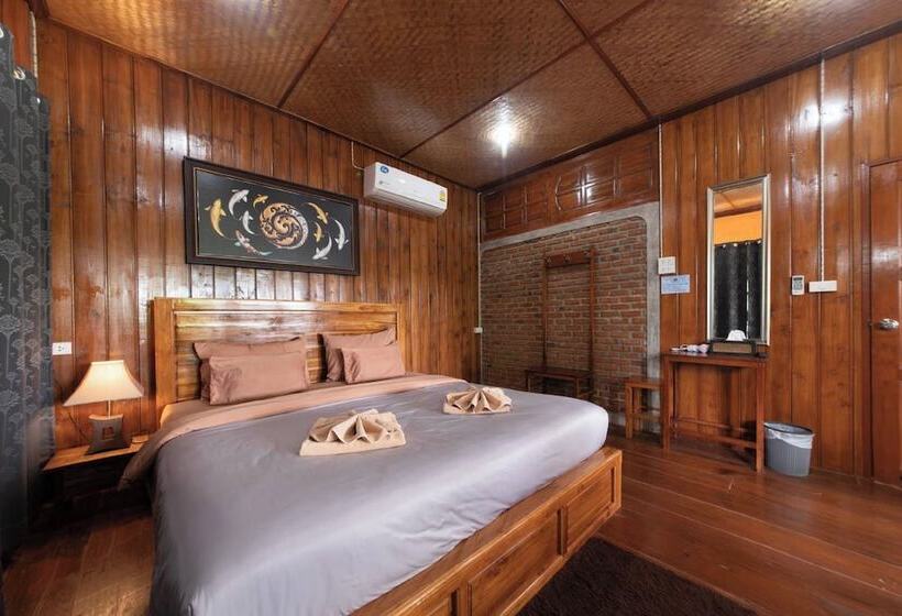 بنسيون Kanecha's Home Lampang