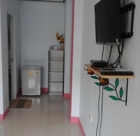 بنسيون Samed Thanee