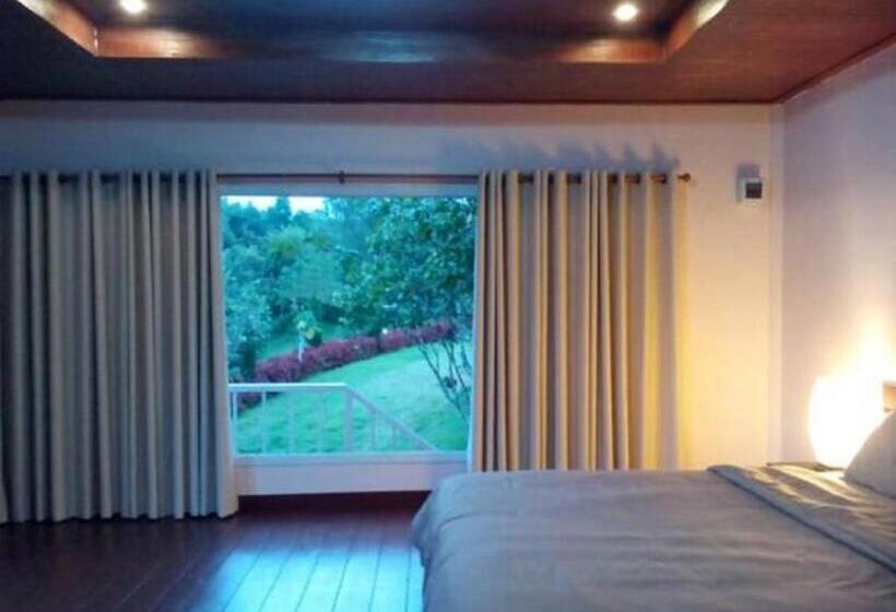 استراحتگاه Baan Chuthamanee