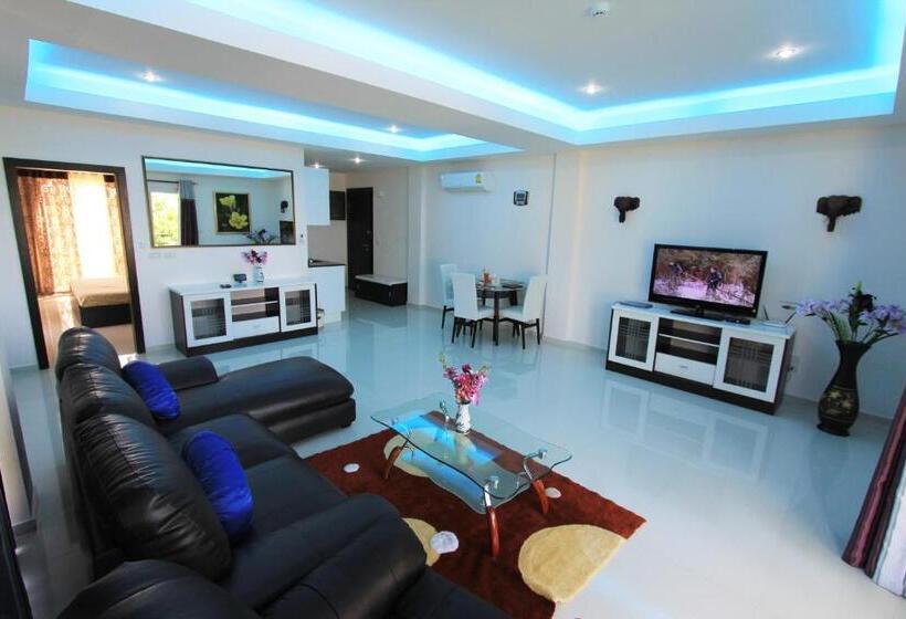 Siam Royal View Resort Apartments