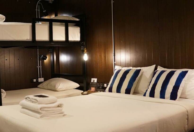 Strips The Poshtel Hostel