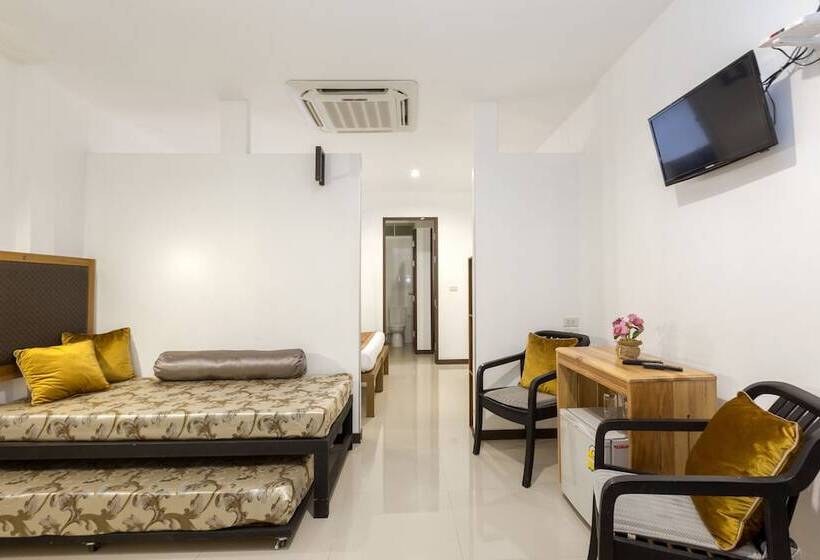 The Lantern Hostel And Spa