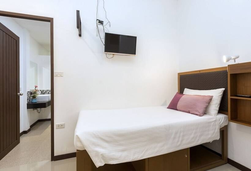 The Lantern Hostel And Spa