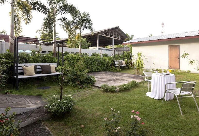 The Lantern Hostel And Spa