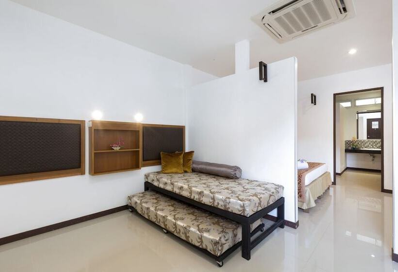 The Lantern Hostel And Spa