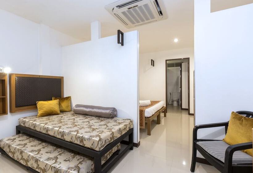 The Lantern Hostel And Spa