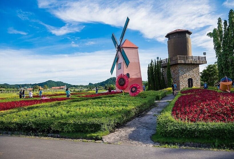 The Serenity Resort Private Villa