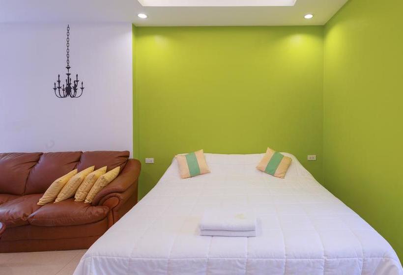 הוסטל Paplern Resort