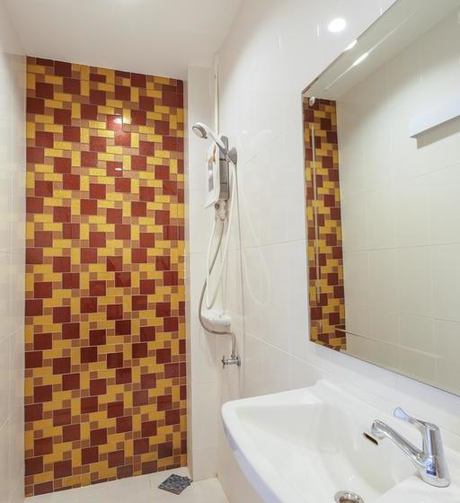 הוסטל Paplern Resort