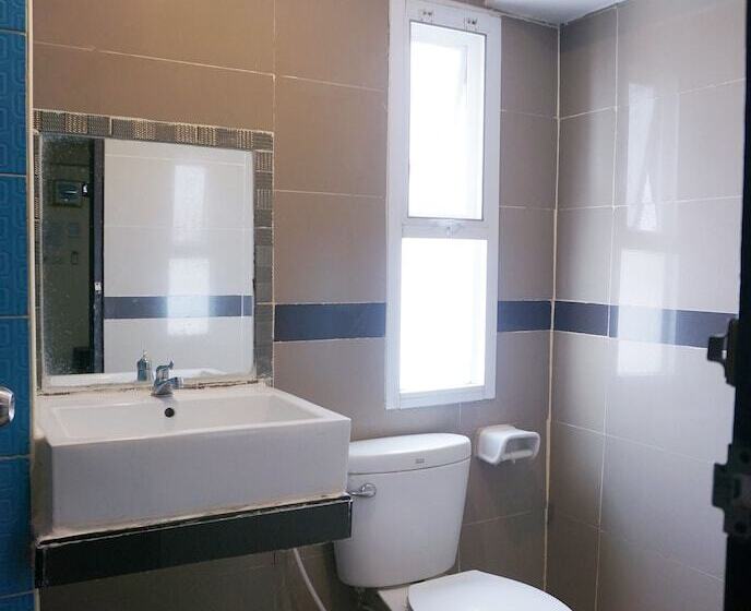 호스텔 Puangpech Place